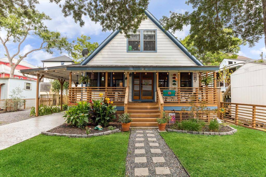 Welcome home to your own lake retreat.