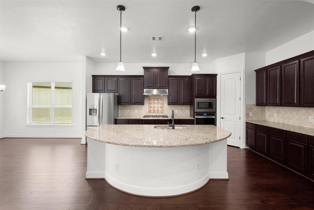 oversized granite island ready for the chef in your family