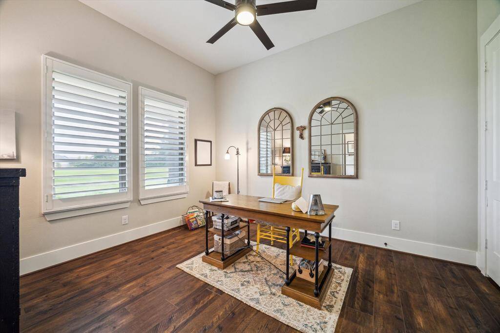 Quiet and light-filled office with serene views - perfect for remote work or a creative corner.