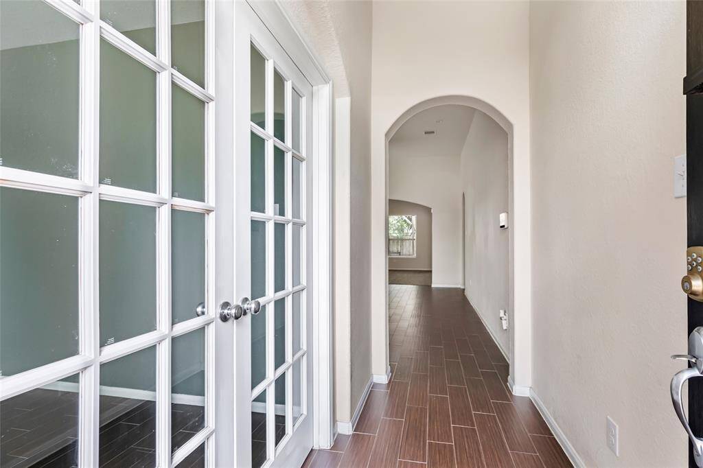 Front front door entry way