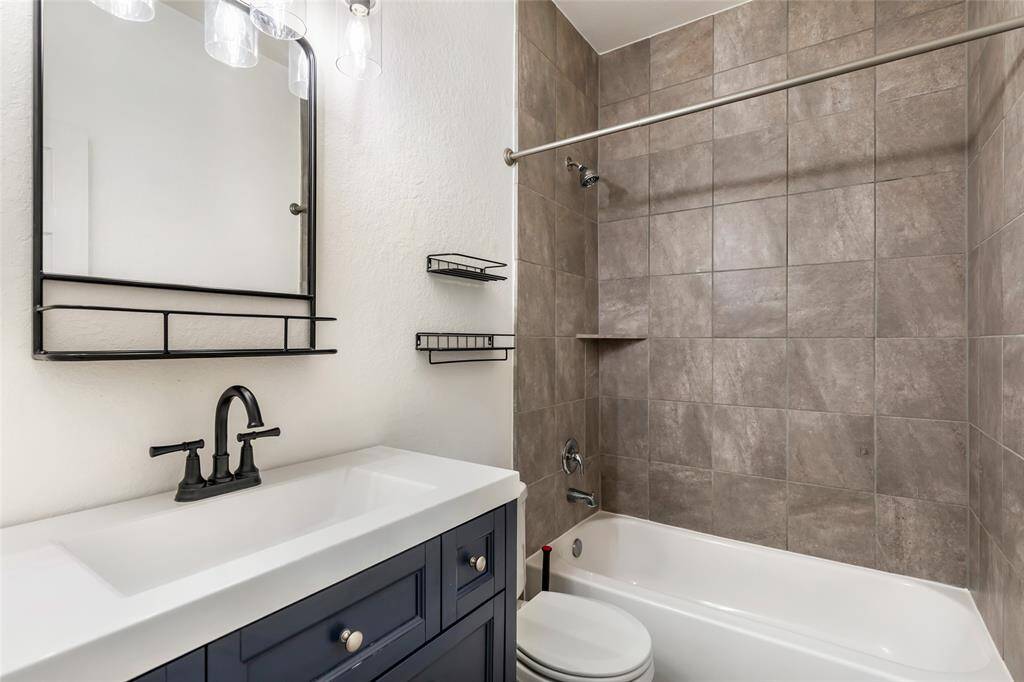 Main Bath