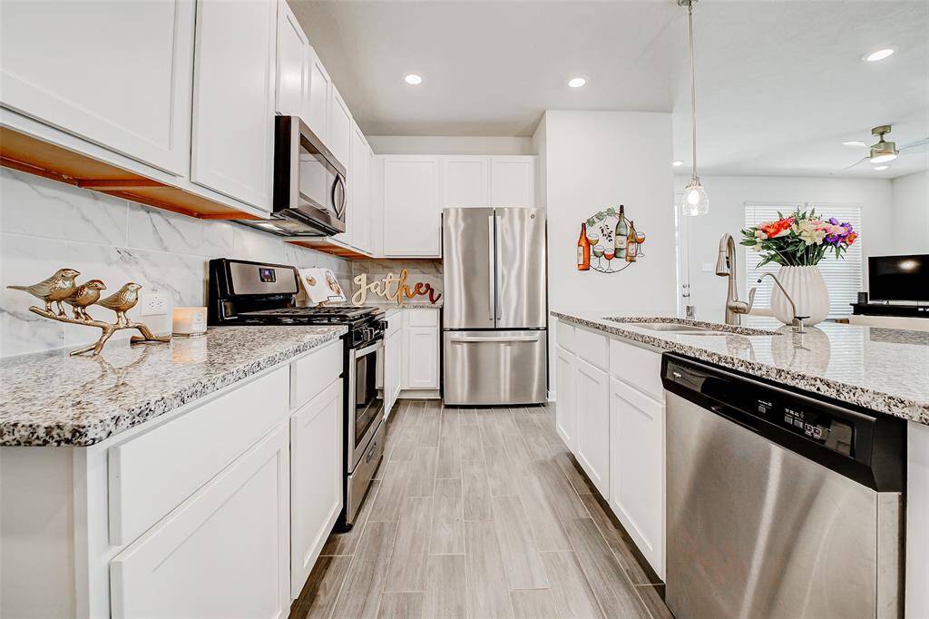 Step into a chef’s dream kitchen where style meets functionality.