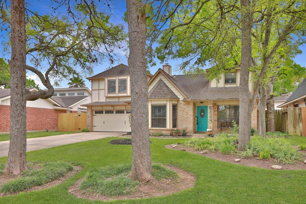 Fun Fact-This home was featured in 2023 on HGTV "My Lottery Dream Home". Boasting a great square footage of almost 2500 sq ft and two living areas downstairs, it provides plenty of space for a new family