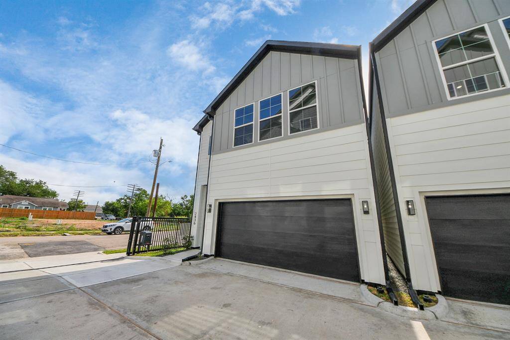 2436 Harrington