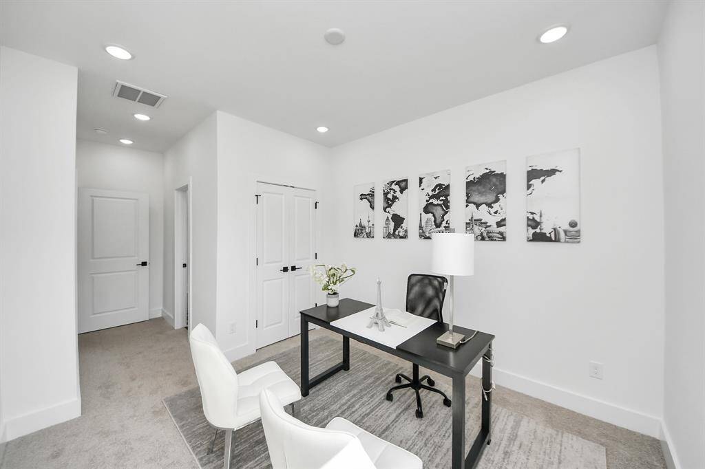 Second bedroom