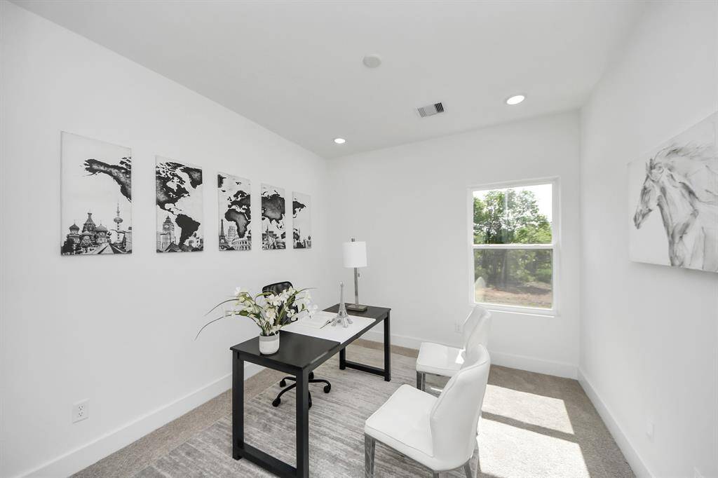 Second bedroom