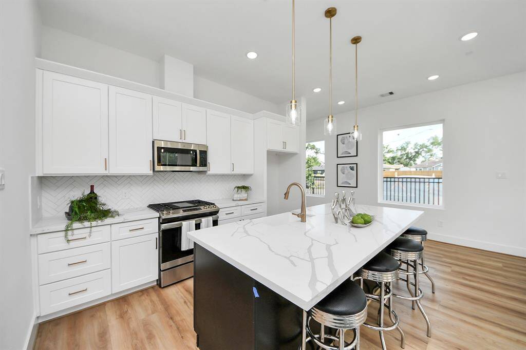 Kitchen island