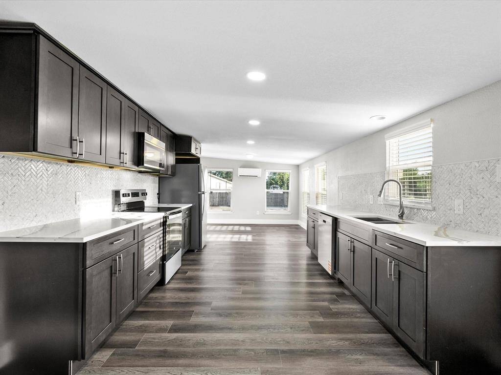 Kitchen with dining area
