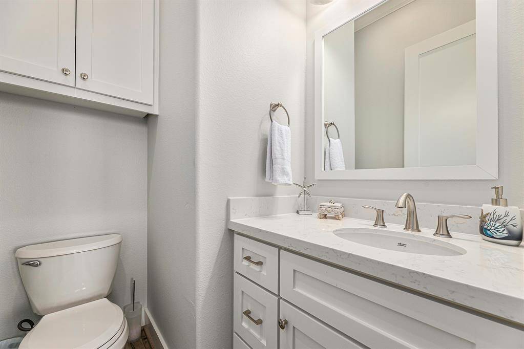 1/2 bath attached to game room.