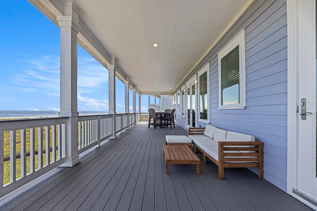 Second story balcony. Two of the upstairs bedrooms and the game room have doors that lead to this balcony.