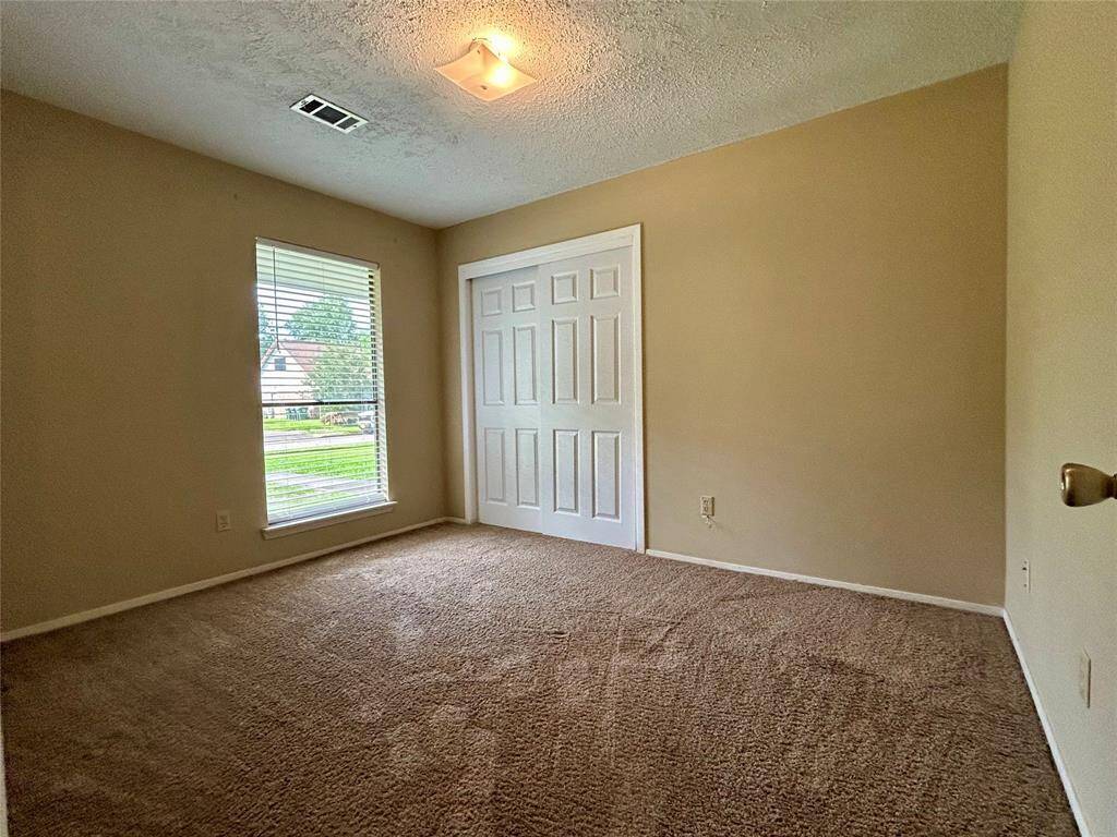 Third bedroom.