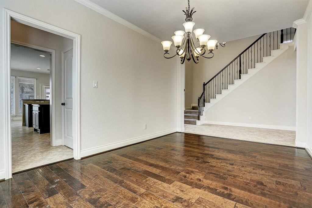 Formal dining