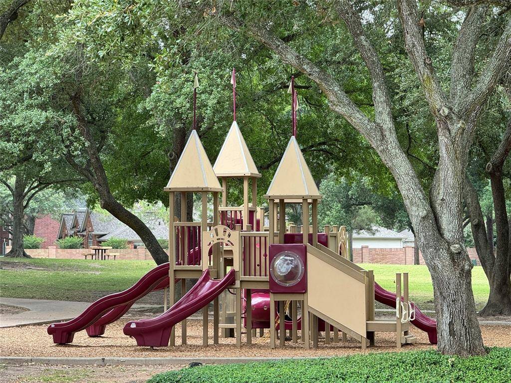 Another Cinco Ranch play area.