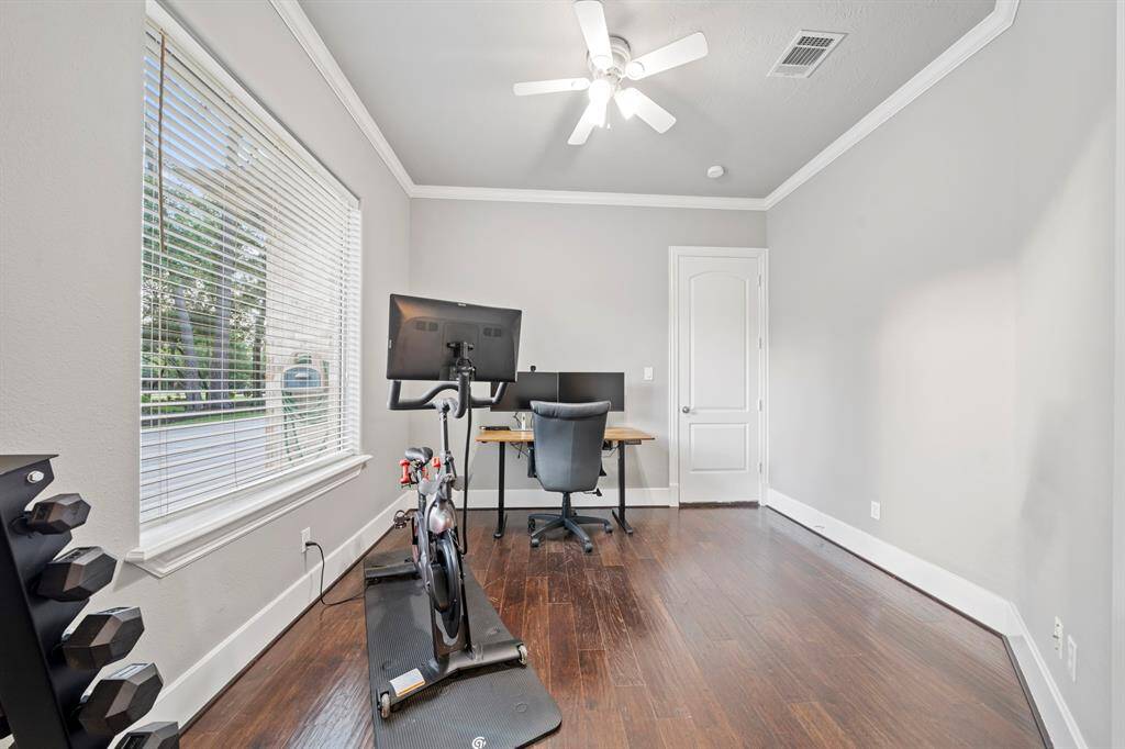 Property Image 28