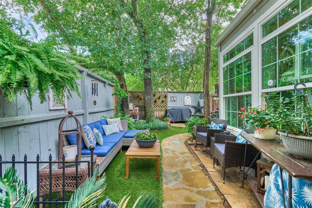 Multiple venues for outdoor enjoyment!