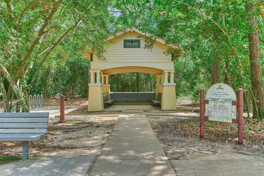 Cottage Green Park - plenty of places to sit and relax while the kids and pets play!