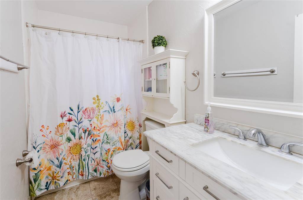 Bathroom #2