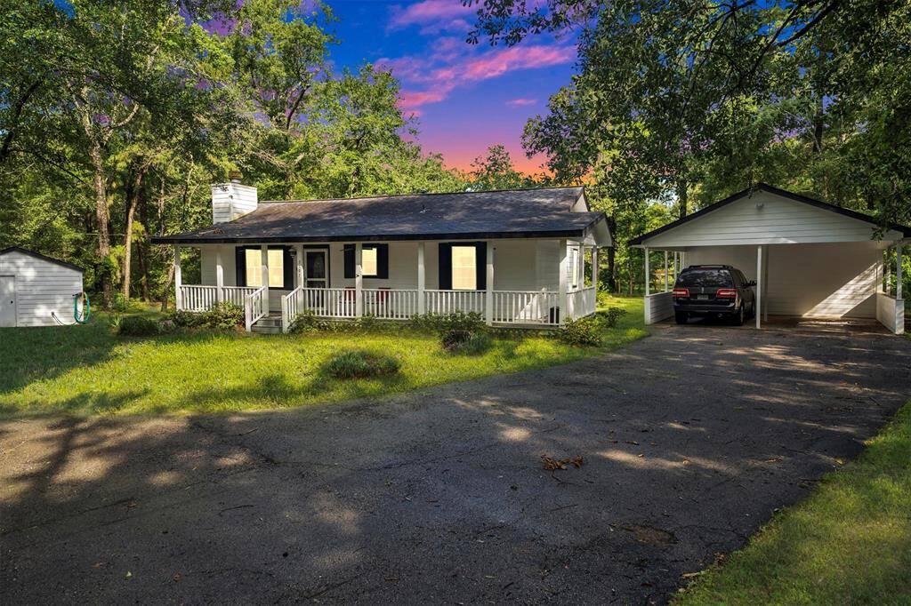 Twilght view of 3197 Mann Rd.