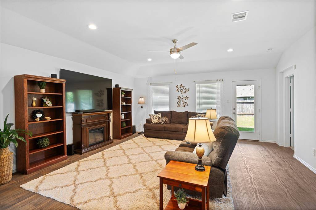 Living area comes with your own electric fireplace!!