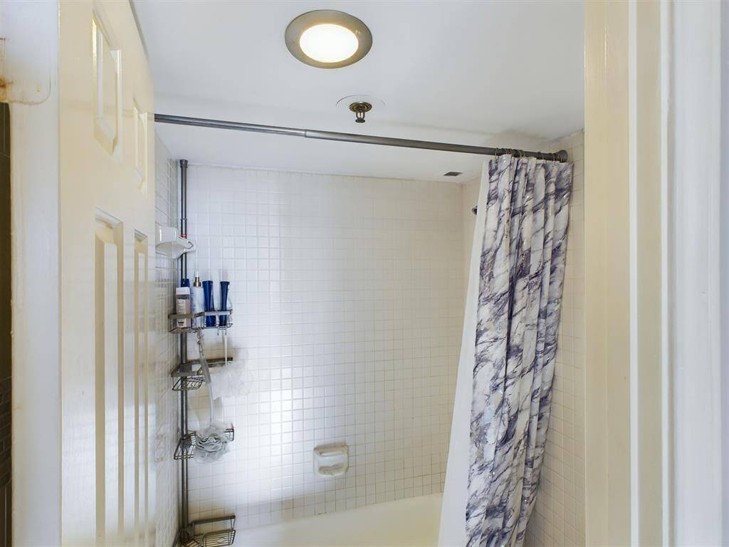 Tub/Shower Combo