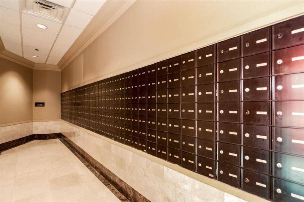 Mail Center