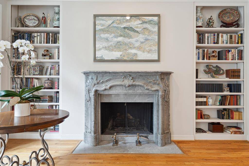 A closeup up the French antique mantel. There’s a story here… Ask Clare or Leigh to share!