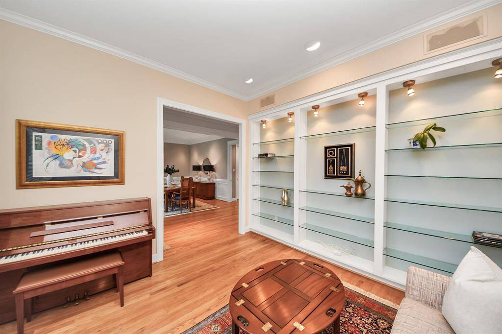 This showcases a full wall of built-ins.
