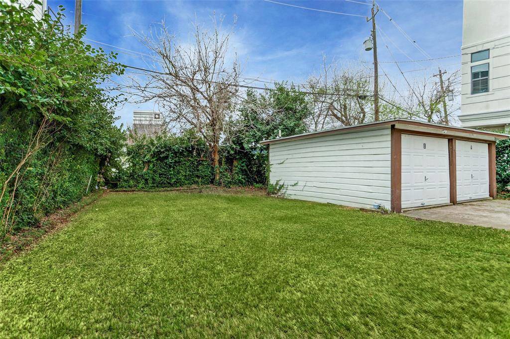 How's this for a back yard! Whether you want to grill outside or simply enjoy the lawn - here's your own space to ENJOY!