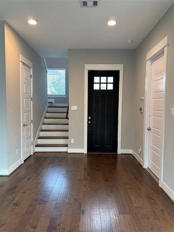 Entry way