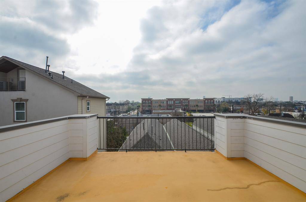 One more look from the rooftop terrace!