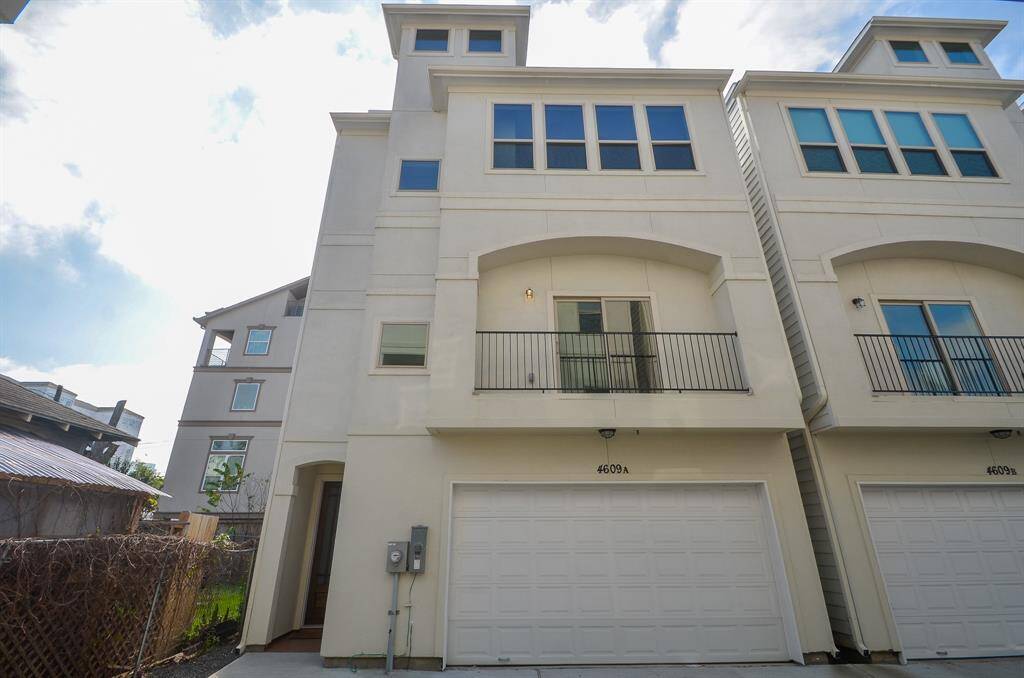 Photos from previous listing.