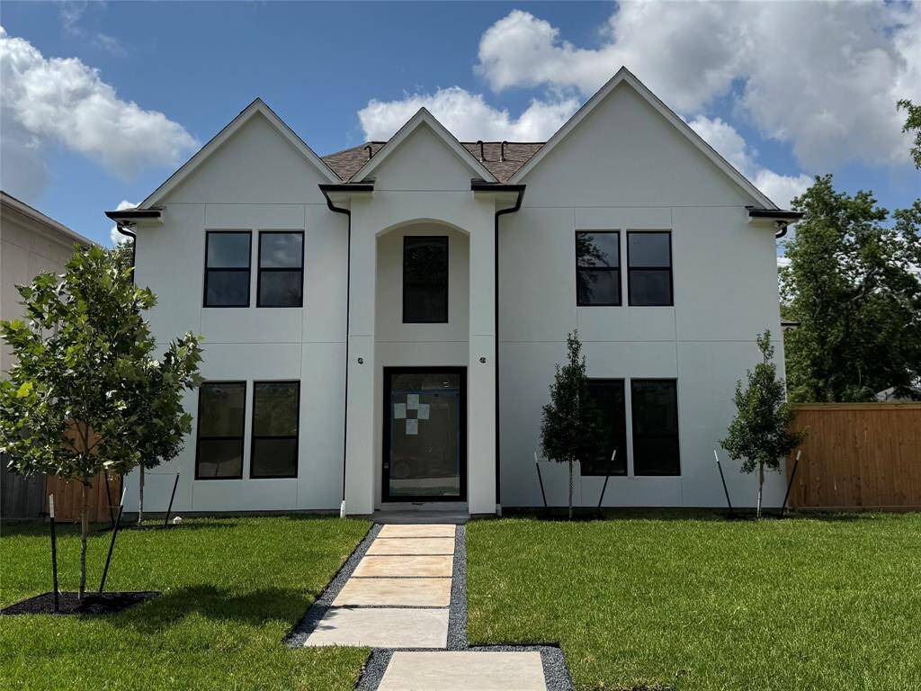 Coming end of June 20205: 5005 Chestnut St!
