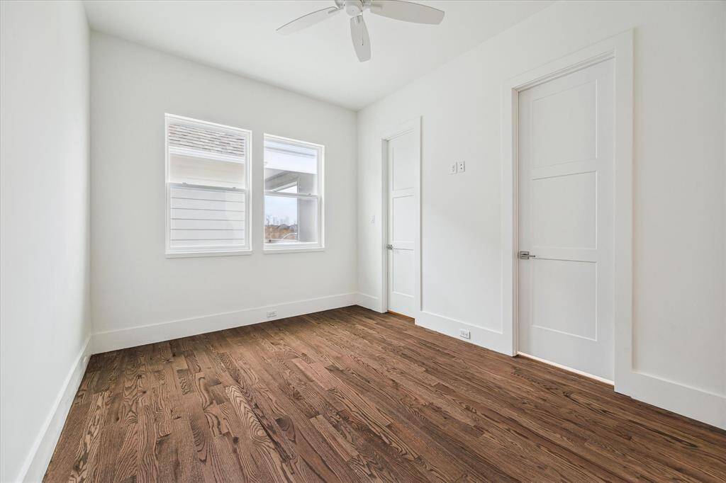 Generously sized rooms!