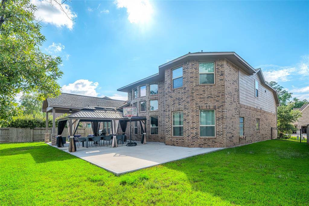 Behold the abundant space designed for enjoyment and effortless entertaining!