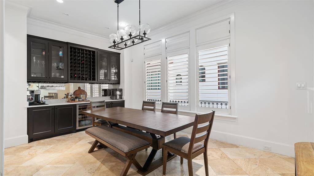 Dining room