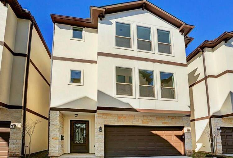 5433 Kiam St,Unit B, almost new free standing trendy townhome with three bedroom and three and a half bath, ready for immediate move-in