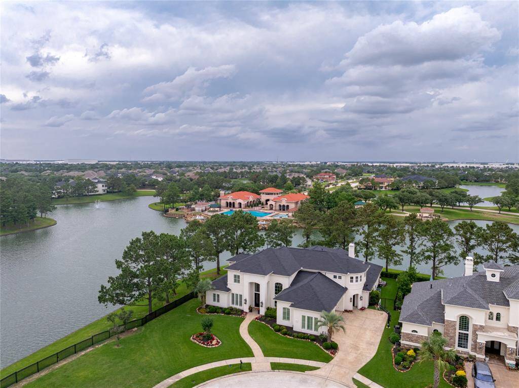Residents have access to scenic walking trails, community lakes, a clubhouse, fitness center, tennis courts, and a sparkling pool. With 24/7 manned gate security.