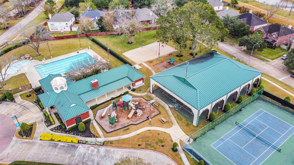 Canyon Gate at the Brazos offers resort like amenities