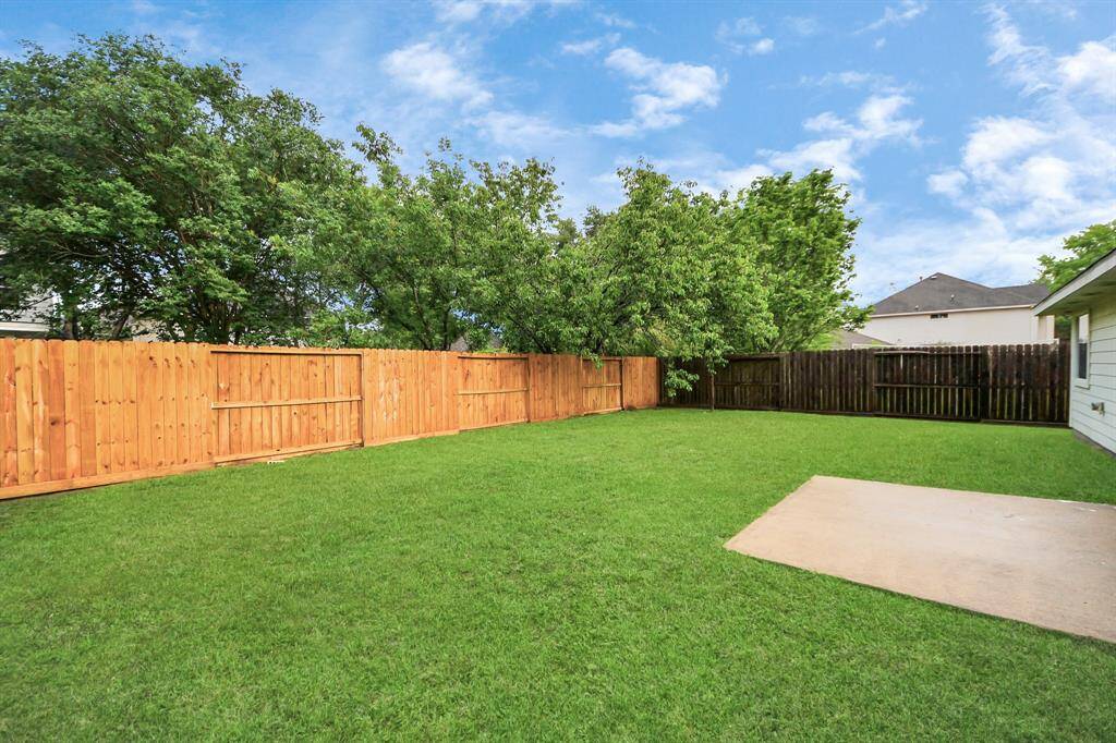Imagine having your morning or afternoon tea while you relax out here in your backyard oasis.