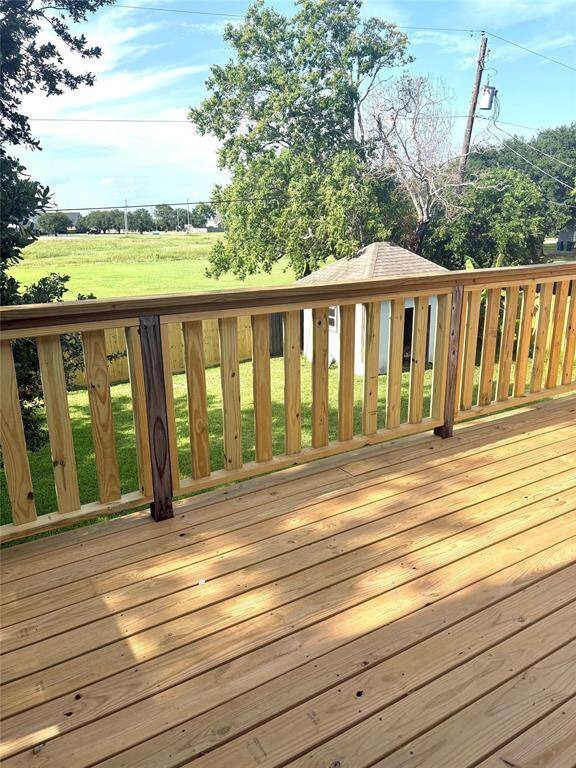 Upstairs Deck