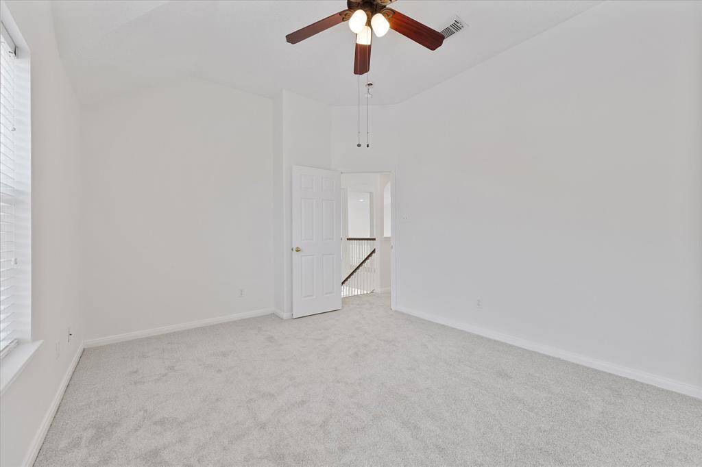Another view of the third bedroom...
