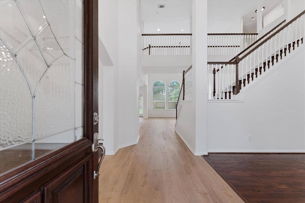 Welcoming open concept...