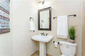 View of the bathroom in the fourth bedroom