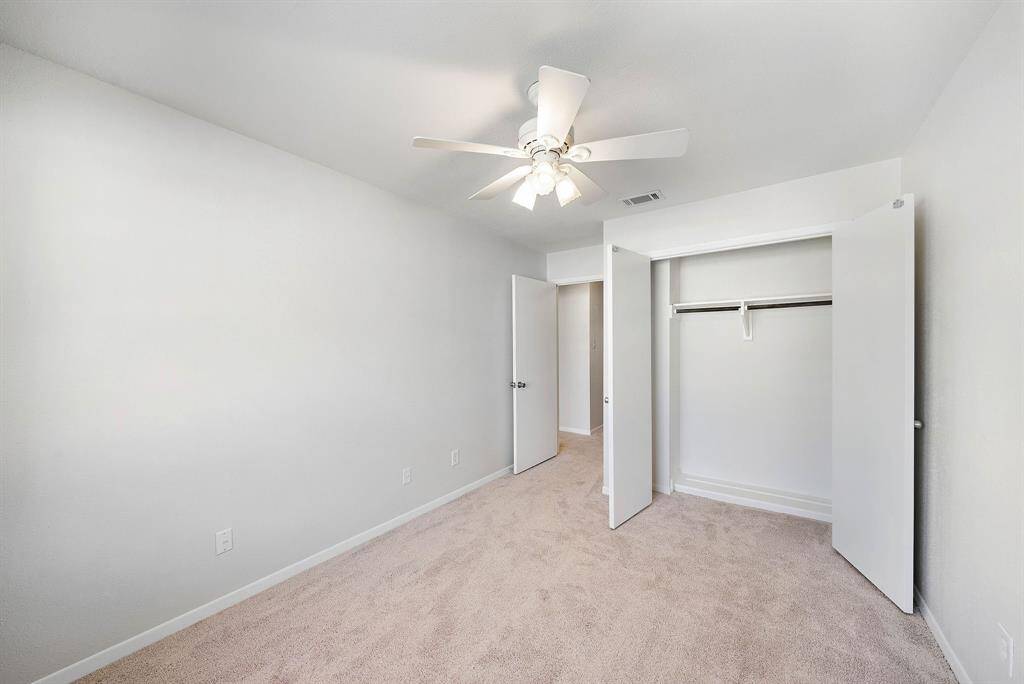 A good storage space in sec bedroom No1*pic from the previous listing