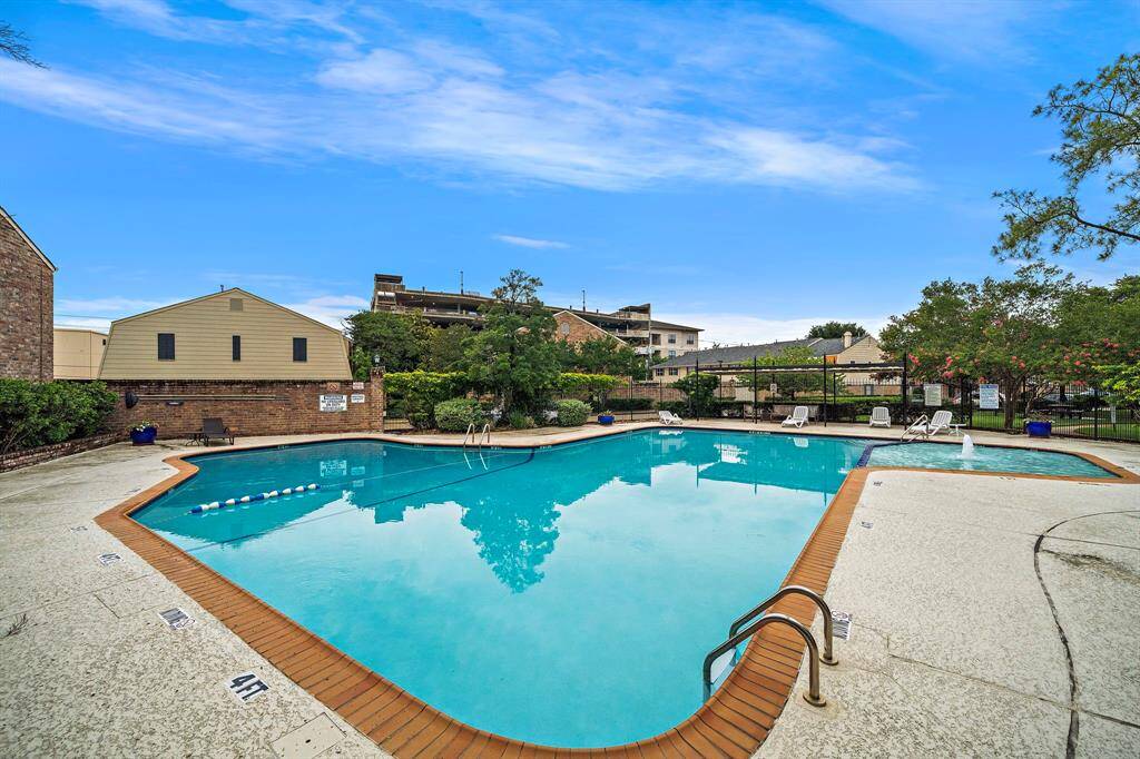 The pool is cleaned twice a week. It has a deep end and a very shallow separate pool for small children. New furniture and new surface. It is large enough for your laps. So perfect for the hot Houston summers.