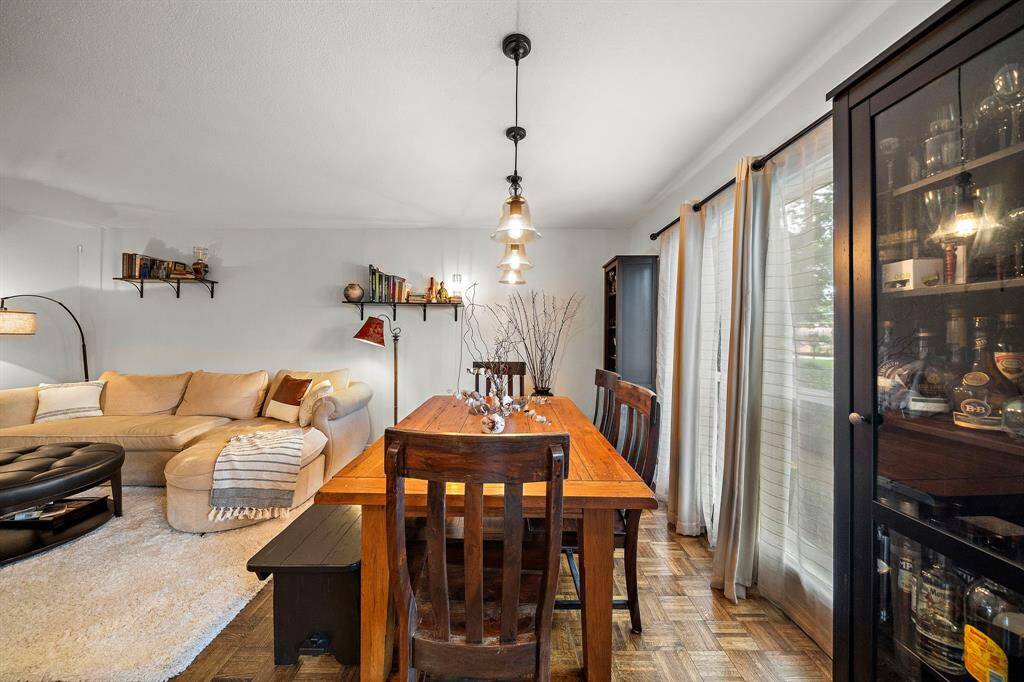 Dining area offers beautiful views of the park.