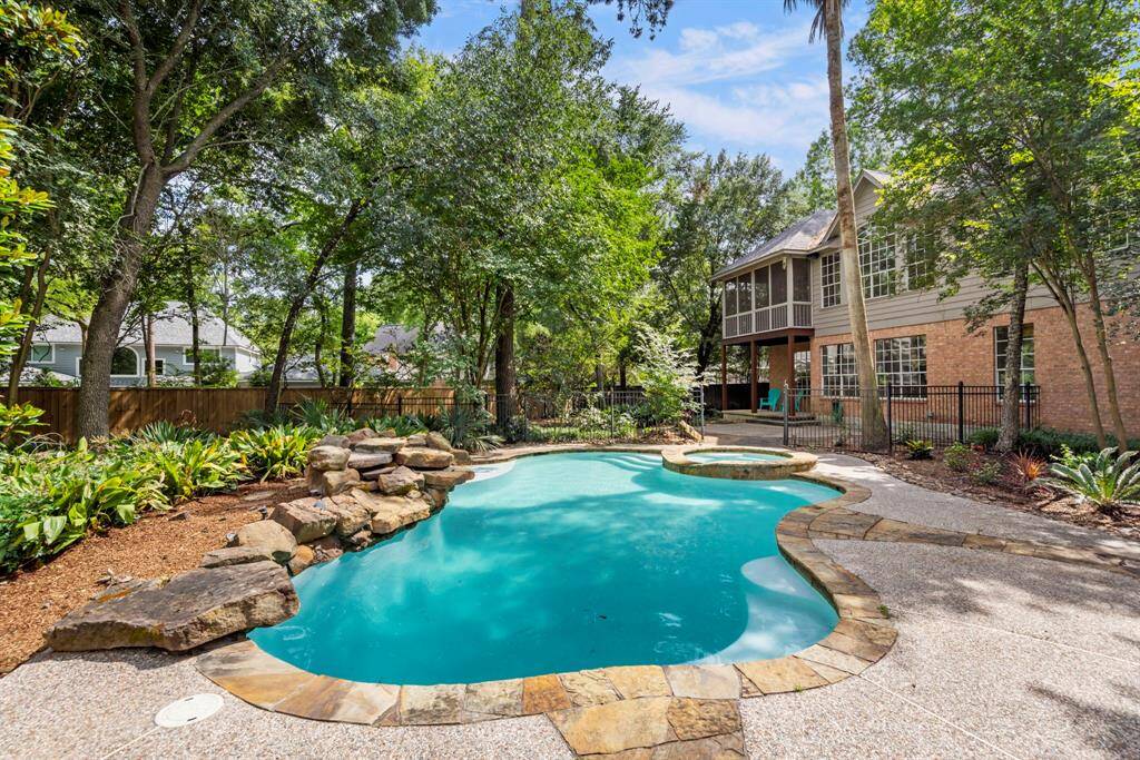 Backyard Oasis with Pool and Spa!
