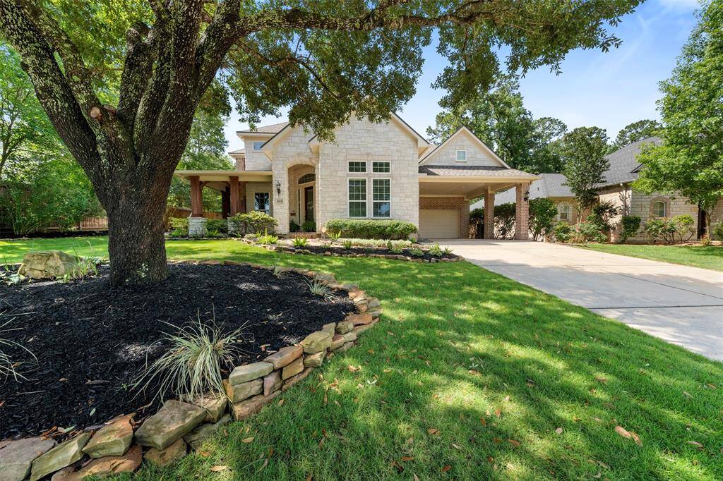 Welcome home to 6615 Jadecrest Dr