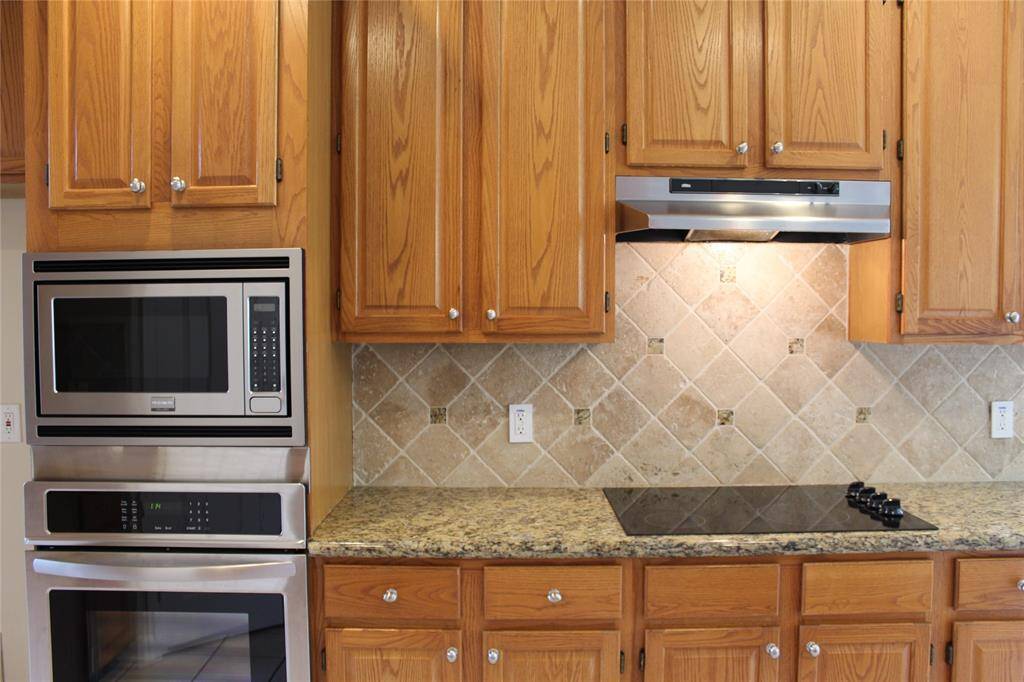 Built in oven and microwave