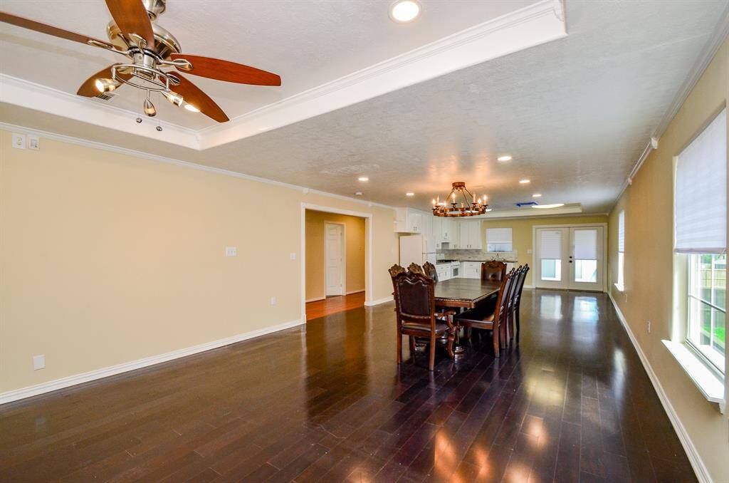 Dining/Living Area